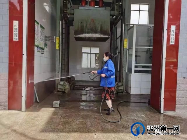 禹州环卫开展夏季病媒生物防制 营造洁净健康生活环境 禹州环卫开展夏季病媒生物防制 营造洁净健康生活环境