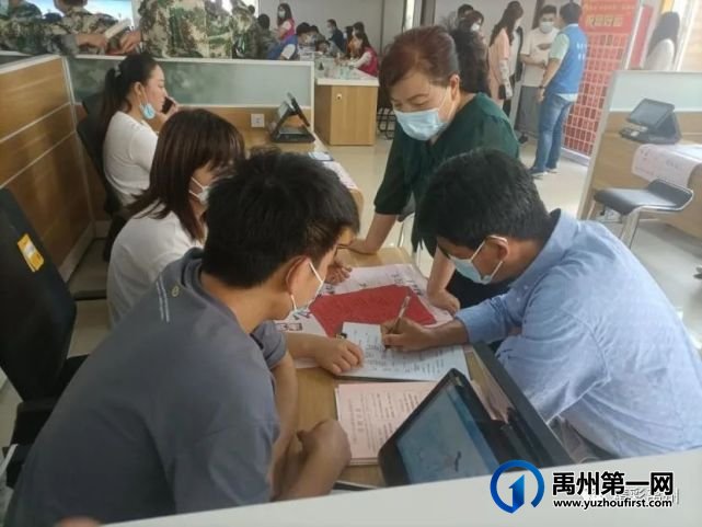 禹州市委常委、组织部长许进宏亲自参加,这两个单位精心策划,60人就业有意向了 禹州市委常委、组织部长许进宏亲自参加,这两个单位精心策划,60人就业有意向了