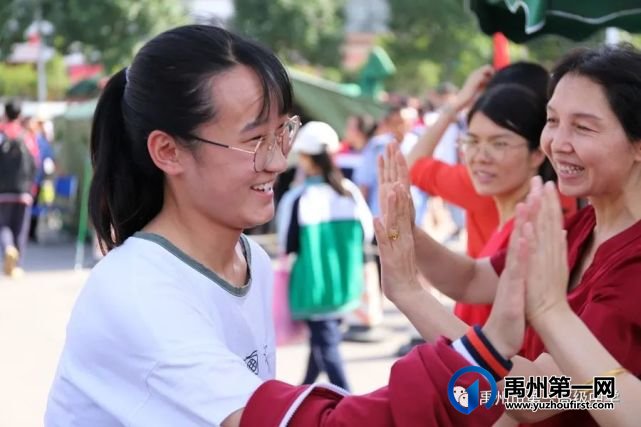 禹州一高 | 高三欢迎2021届毕业生“勇士归来” 禹州一高 | 高三欢迎2021届毕业生“勇士归来”