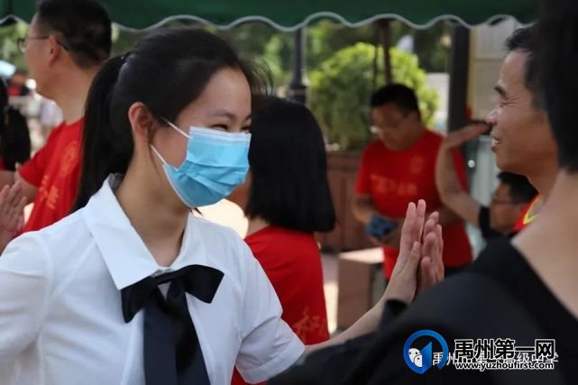 禹州一高 | 高三欢迎2021届毕业生“勇士归来” 禹州一高 | 高三欢迎2021届毕业生“勇士归来”