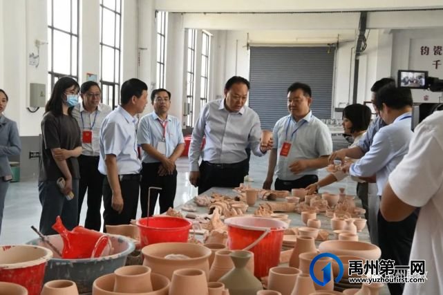 禹州市政协推进教育高质量发展专题协商座谈会在禹州中专举行 禹州市政协推进教育高质量发展专题协商座谈会在禹州中专举行