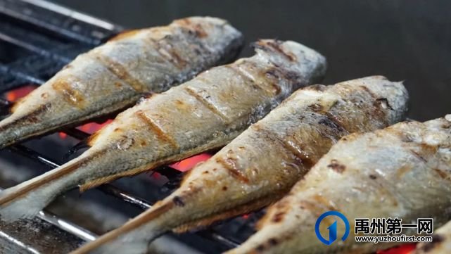 禹州这家烧烤店有内幕!竟然用“拳头”说话.. 禹州这家烧烤店有内幕!竟然用“拳头”说话..
