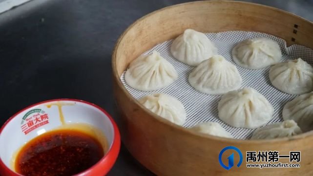 禹州这家烧烤店有内幕!竟然用“拳头”说话.. 禹州这家烧烤店有内幕!竟然用“拳头”说话..
