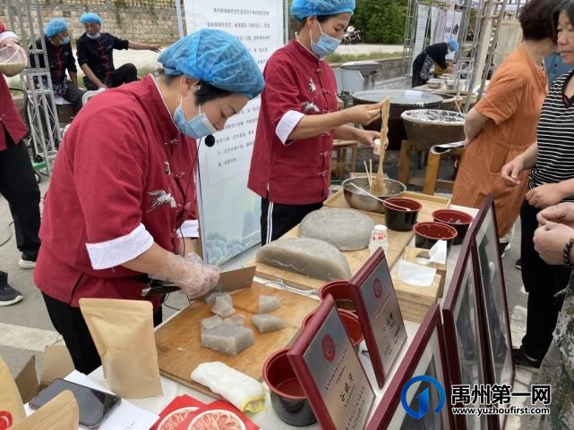 许昌市第五届传统工艺展演展示活动在禹州市神垕镇举办 许昌市第五届传统工艺展演展示活动在禹州市神垕镇举办