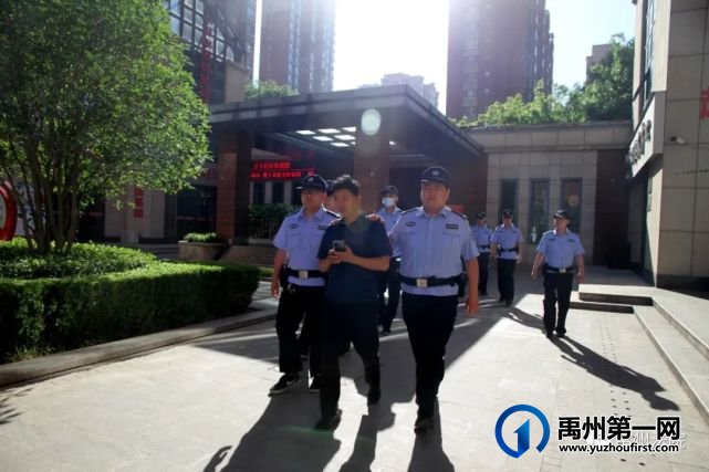 禹州又有5人被拘传!一男子被堵在宾馆内.... 禹州又有5人被拘传!一男子被堵在宾馆内....