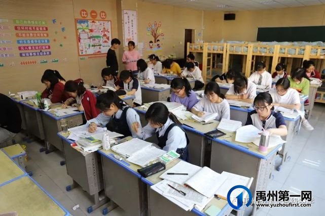 禹州一高高三年级自由复习备考掠影 禹州一高高三年级自由复习备考掠影