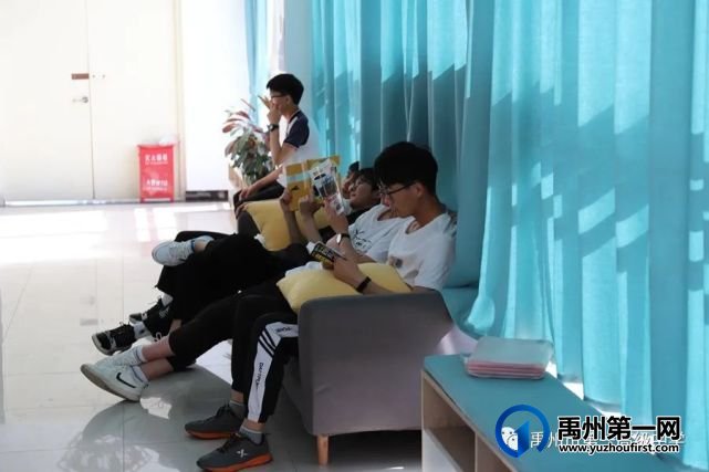 禹州一高高三年级自由复习备考掠影 禹州一高高三年级自由复习备考掠影