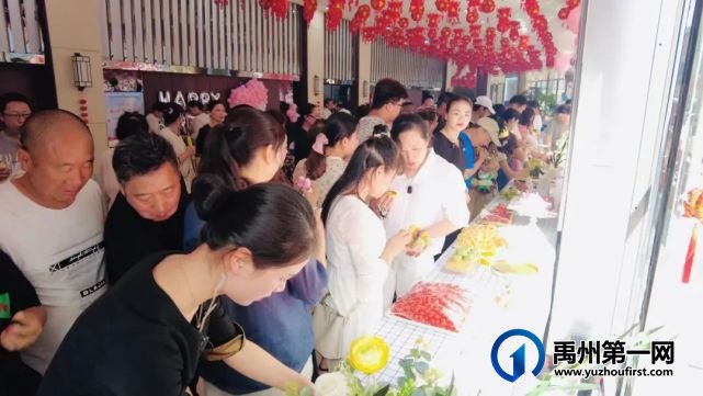 禹州龙之翔禹王宫业主生日会温馨落幕! 禹州龙之翔禹王宫业主生日会温馨落幕!
