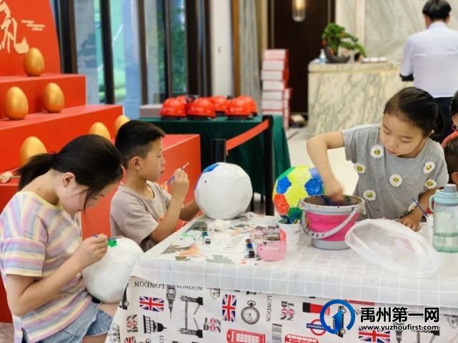 禹州首届“绿城蘭亭杯”青少年足球暨足球手作圆满收官! 禹州首届“绿城蘭亭杯”青少年足球暨足球手作圆满收官!