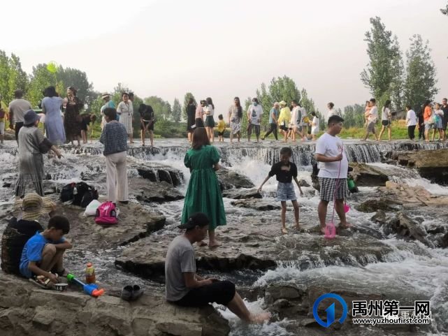 禹州新增一网红打卡地“范坡黄果树瀑布”