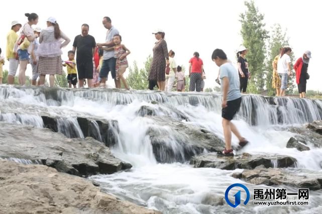 禹州新增一网红打卡地“范坡黄果树瀑布”