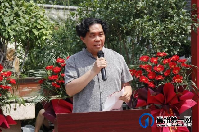 刘建军大师收徒仪式暨钧瓷烧制技艺传承研讨会在神垕镇举行 刘建军大师收徒仪式暨钧瓷烧制技艺传承研讨会在神垕镇举行