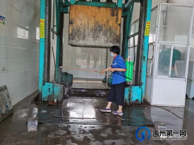 禹州环卫:端午假期坚守岗位 清洁城市默默奉献 禹州环卫:端午假期坚守岗位 清洁城市默默奉献