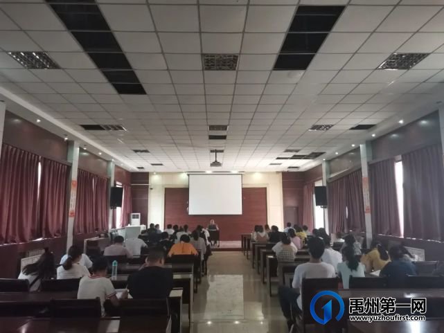 禹州南区学校深入持久推进师德师风建设 禹州南区学校深入持久推进师德师风建设