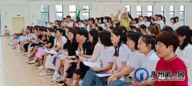 禹州中专艺术部举行2019级学生顶岗实习双选会 禹州中专艺术部举行2019级学生顶岗实习双选会