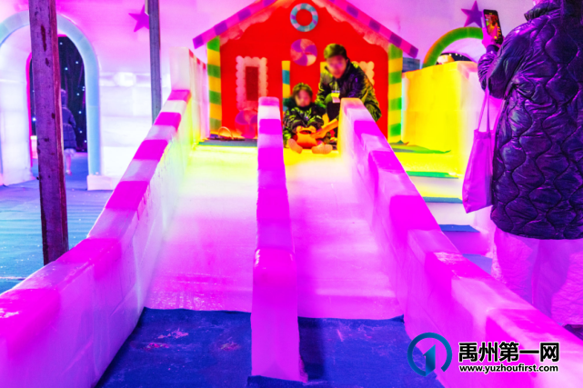 禹州润泓钧樾府|冰雪盛宴放肆酷爽 ,冰雪嘉年华持续狂欢中 禹州润泓钧樾府|冰雪盛宴放肆酷爽 ,冰雪嘉年华持续狂欢中