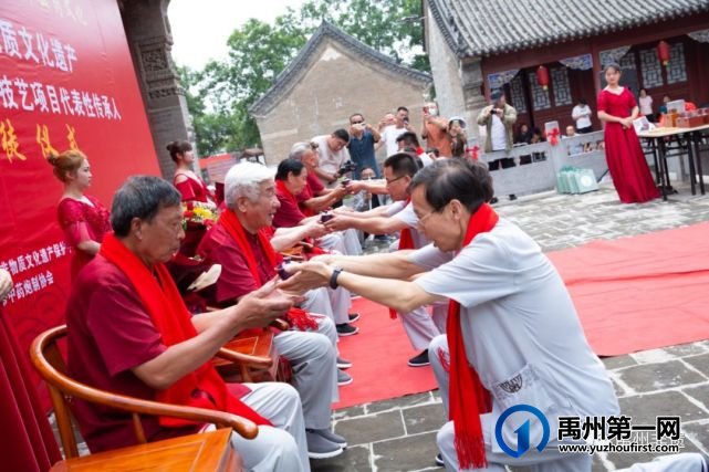 传徒授徒炮制技艺 传颂传播中医药文化 传徒授徒炮制技艺 传颂传播中医药文化