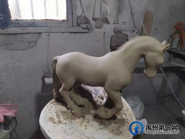 禹州一位草根艺人的钧"马"缘 禹州一位草根艺人的钧"马"缘