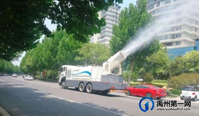 禹州环卫:战高温、斗酷暑 用汗水谱写城市最美乐章 禹州环卫:战高温、斗酷暑 用汗水谱写城市最美乐章