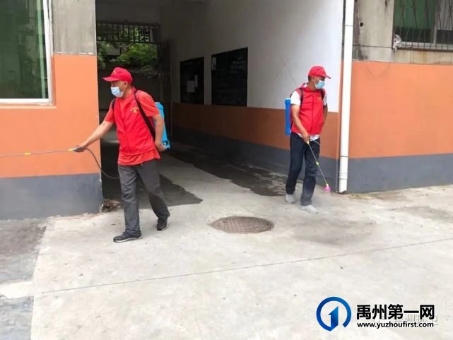 禹州环卫:“四送一助”显温情 同心携手战疫情 禹州环卫:“四送一助”显温情 同心携手战疫情