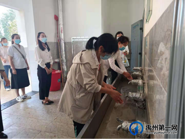 禹州市第五实验学校开学疫情防控演练 禹州市第五实验学校开学疫情防控演练