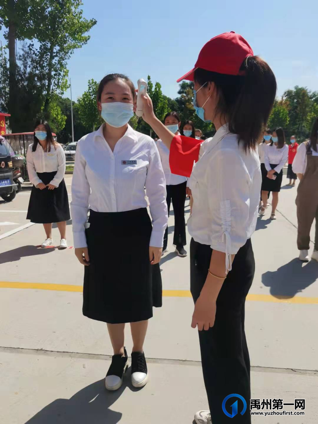 禹州市第五实验学校开学疫情防控演练 禹州市第五实验学校开学疫情防控演练