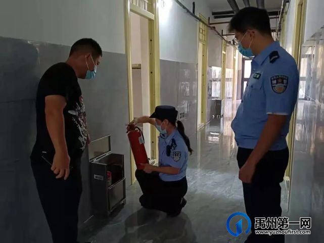 禹州公安全力以赴护航开学 禹州公安全力以赴护航开学