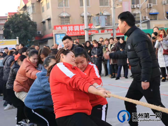 禹州新一峰大量招人,老员工都说在这里上班冬暖夏凉心情好! 禹州新一峰大量招人,老员工都说在这里上班冬暖夏凉心情好!
