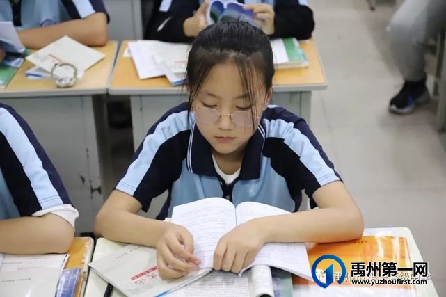 禹州市第一高级中学新生代的开学第一晚,我们去看看! 禹州市第一高级中学新生代的开学第一晚,我们去看看!