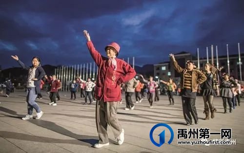 @禹州人:骑电动车带不带头盔、广场舞啥时间跳?新规速看→ @禹州人:骑电动车带不带头盔、广场舞啥时间跳?新规速看→