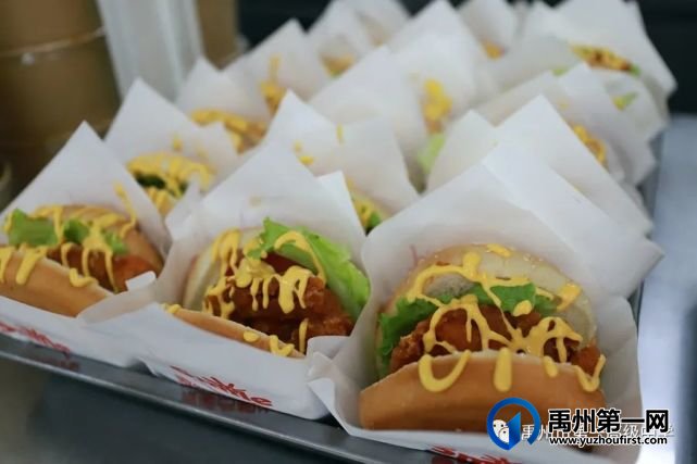 禹州一高┃走进知味园餐厅,探秘“舌尖上的诱惑” 禹州一高┃走进知味园餐厅,探秘“舌尖上的诱惑”