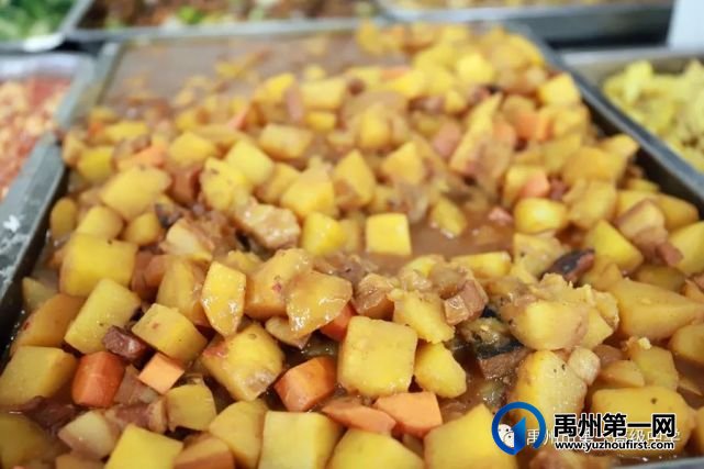 禹州一高┃走进知味园餐厅,探秘“舌尖上的诱惑” 禹州一高┃走进知味园餐厅,探秘“舌尖上的诱惑”