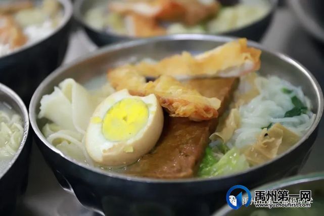 禹州一高┃走进知味园餐厅,探秘“舌尖上的诱惑” 禹州一高┃走进知味园餐厅,探秘“舌尖上的诱惑”
