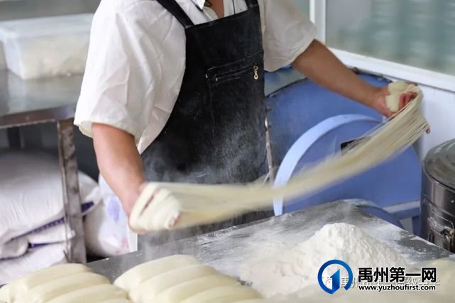 禹州一高┃走进知味园餐厅,探秘“舌尖上的诱惑” 禹州一高┃走进知味园餐厅,探秘“舌尖上的诱惑”