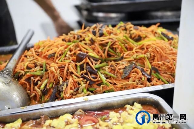 禹州一高┃走进知味园餐厅,探秘“舌尖上的诱惑” 禹州一高┃走进知味园餐厅,探秘“舌尖上的诱惑”