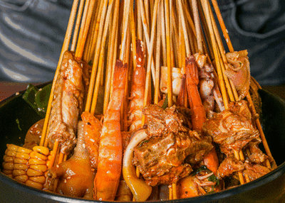 重磅!禹州夏都美食街惊现几万只萤火虫,引上万人围观. 重磅!禹州夏都美食街惊现几万只萤火虫,引上万人围观.