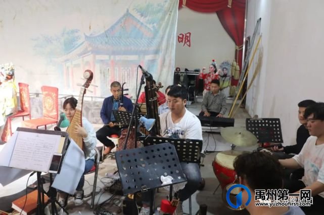 禹州市豫剧团与兄弟院团开展戏曲交流活动 禹州市豫剧团与兄弟院团开展戏曲交流活动