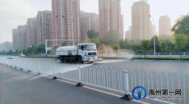 禹州环卫:十一假期守岗位 用心守护保洁净 禹州环卫:十一假期守岗位 用心守护保洁净