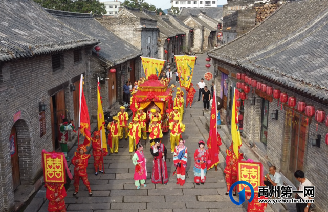 禹州国庆假期第一天神垕古镇景区非常热闹!国庆打卡必游之地~ 禹州国庆假期第一天神垕古镇景区非常热闹!国庆打卡必游之地~