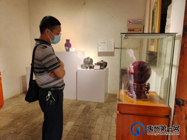 禹州国庆假期第一天神垕古镇景区非常热闹!国庆打卡必游之地~ 禹州国庆假期第一天神垕古镇景区非常热闹!国庆打卡必游之地~