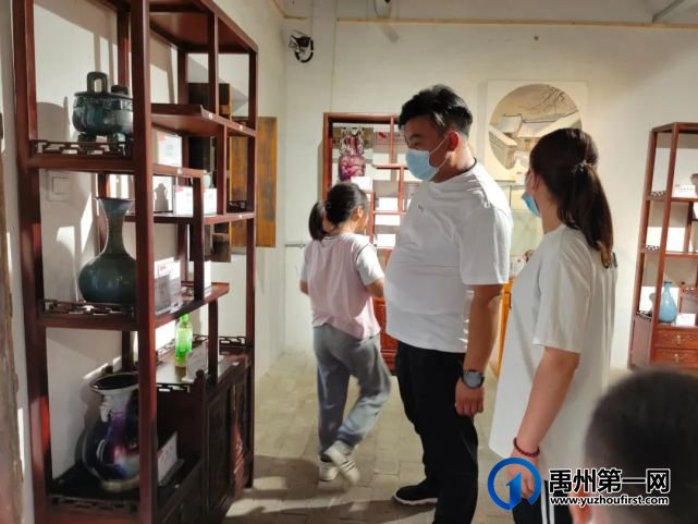 禹州国庆假期第一天神垕古镇景区非常热闹!国庆打卡必游之地~ 禹州国庆假期第一天神垕古镇景区非常热闹!国庆打卡必游之地~