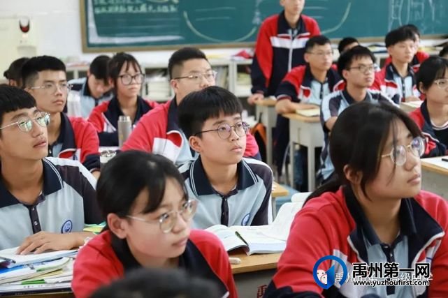 禹州一高┃沉稳高二,全力以赴,蓄势待发 禹州一高┃沉稳高二,全力以赴,蓄势待发