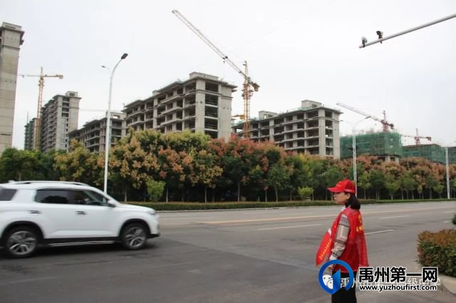 禹州一高 | 牺牲假期来齐上阵,再掀文明城市创建新高潮! 禹州一高 | 牺牲假期来齐上阵,再掀文明城市创建新高潮!