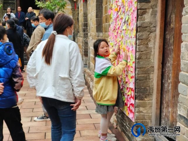 国庆小长假神垕古镇景区精彩不断! 国庆小长假神垕古镇景区精彩不断!