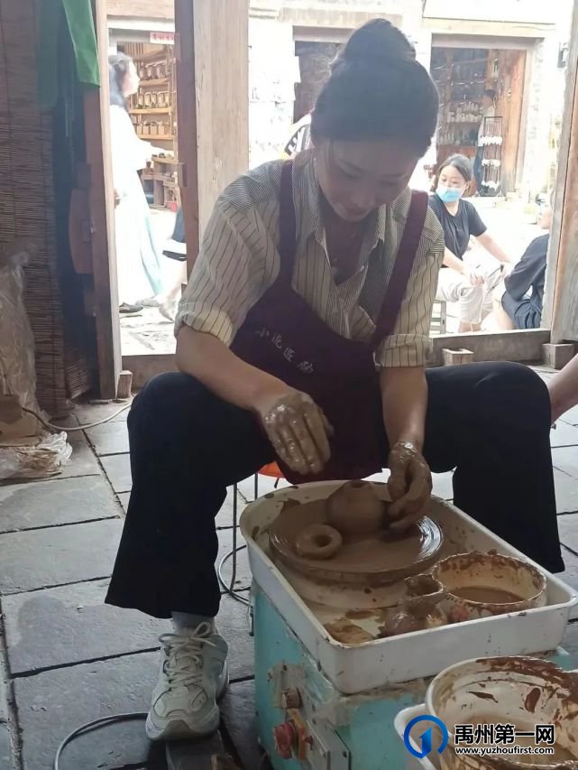 国庆小长假神垕古镇景区精彩不断! 国庆小长假神垕古镇景区精彩不断!