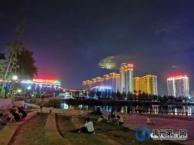 “醉美“夜禹州,喜迎八方来宾 “醉美“夜禹州,喜迎八方来宾
