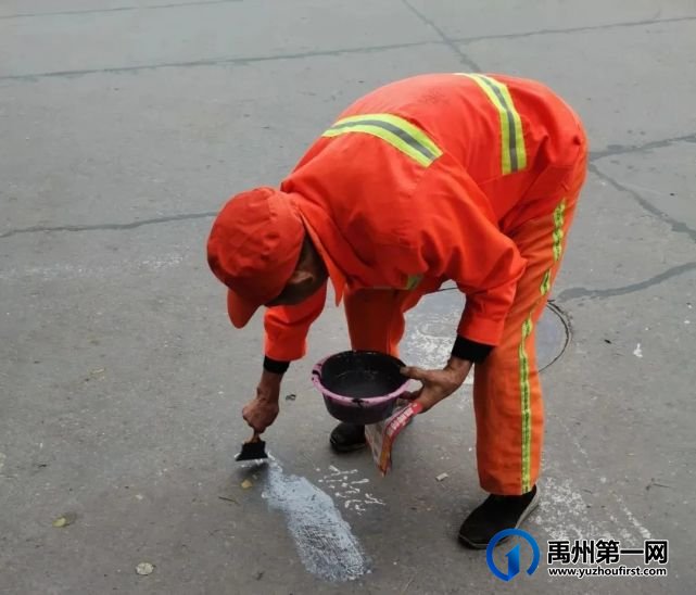禹州环卫:雨后大清洁 干净迎创文 禹州环卫:雨后大清洁 干净迎创文