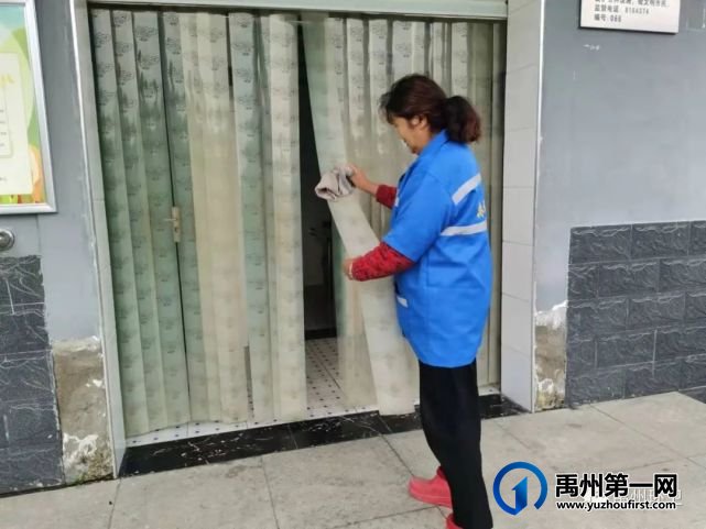 禹州环卫:雨后大清洁 干净迎创文 禹州环卫:雨后大清洁 干净迎创文