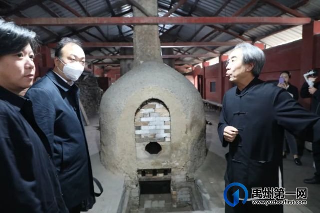 任星航担任中国民协中国五大名窑专委会主任 任星航担任中国民协中国五大名窑专委会主任
