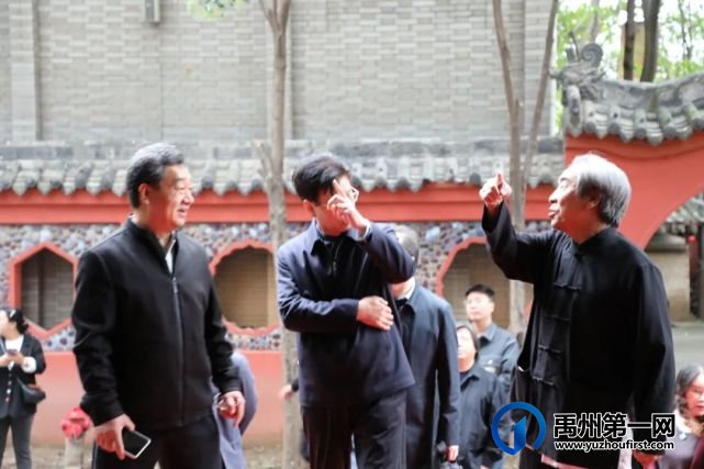 任星航担任中国民协中国五大名窑专委会主任 任星航担任中国民协中国五大名窑专委会主任